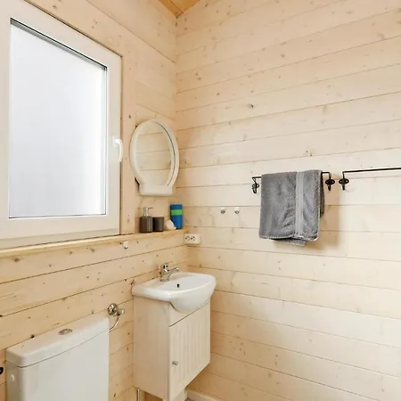 Semesterbostad Seeloewe *